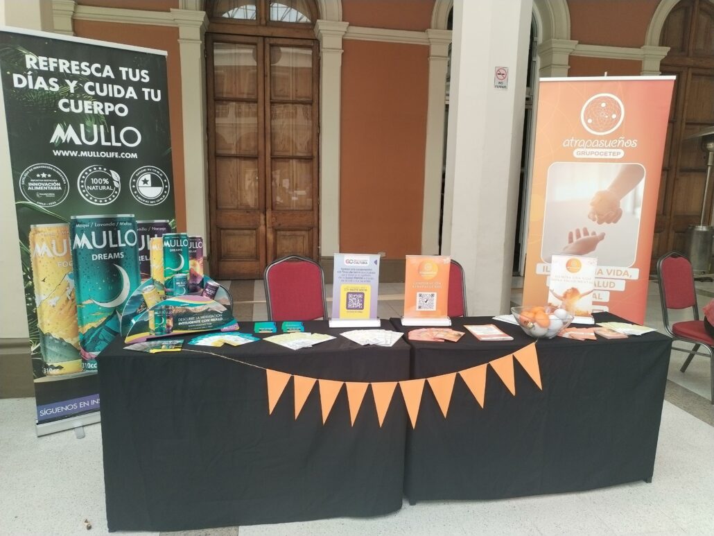 🌟Atrapasueños participó en el primer Encuentro “Sobre la Vida y la Muerte” en el Centro de Extensión UC 🌟Atrapasueños participó en el primer Encuentro “Sobre la Vida y la Muerte” en el Centro de Extensión UC